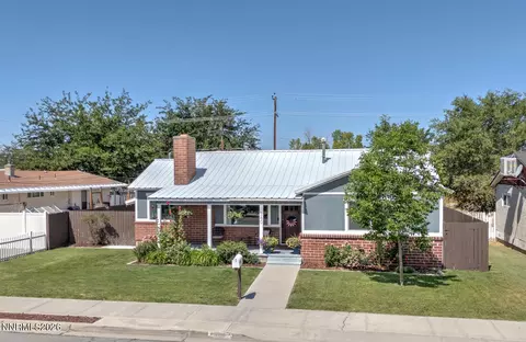 380 S Bailey St, Fallon, NV 89406 photo 1