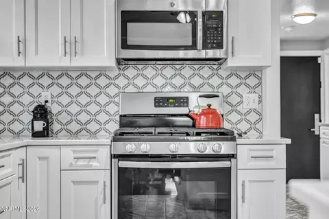 Kitchen - 519 Sinclair St, Reno, NV 89501 photo 3 of 4