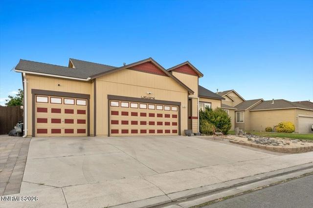 1351 Shadow Ln, Fernley, NV 89408