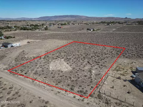 1435 W 7th St, Silver Springs, NV 89429
