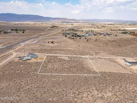 1435 W 7th St, Silver Springs, NV 89429