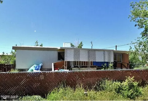 240 E 8th Ave, Sun Valley, NV 89433 photo 6