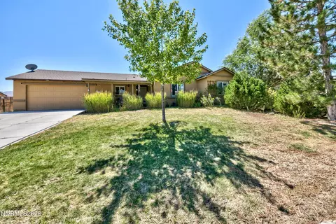 139 Deschutes Dr, Dayton, NV 89403
