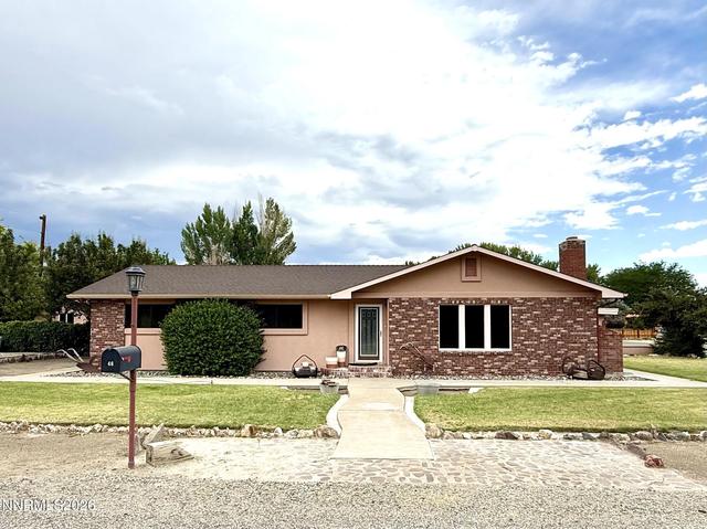 46 Maple Dr, Yerington, NV 89447