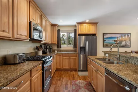 314 Barton Dr, Stateline, NV 89449 photo 4