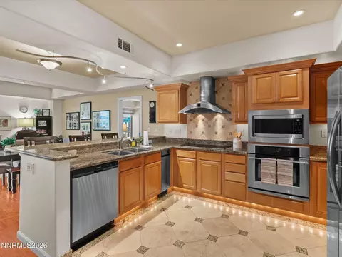 200 W 2nd St #1406, Reno, NV 89501