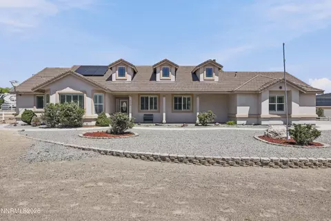 680 Buckskin Dr, Fernley, NV 89408