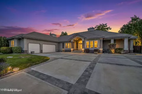 7305 Diamond Oaks Ct, Sparks, NV 89436