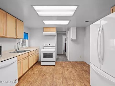 Kitchen - 1239 Patrick Ave, Reno, NV 89509 photo 2 of 3