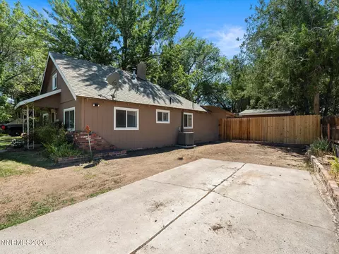 Exterior - 1239 Patrick Ave, Reno, NV 89509 photo 3 of 11