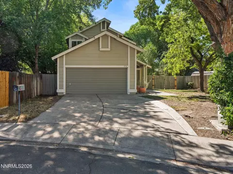 2714 Perro Ct, Reno, NV 89502