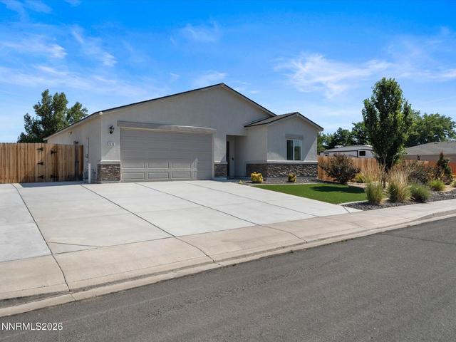 2635 Emerson Cir, Fernley, NV 89408