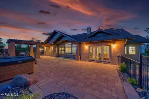 225 S Earlham Ct, Reno, NV 89511