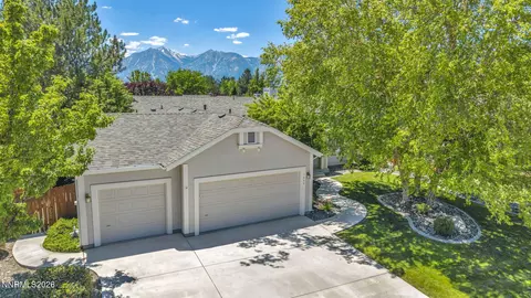 1800 Bougainvillea Dr, Minden, NV 89423