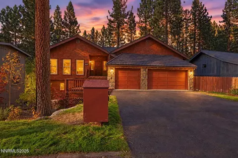 1092 Deer Cliff Dr, Zephyr Cove, NV 89448