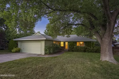 1310 Earl Dr, Reno, NV 89503