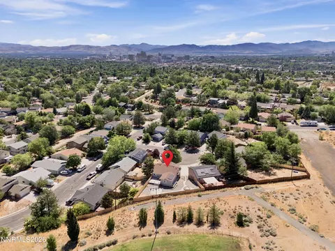 View/Area - 1055 Tudor Ct, Reno, NV 89503 photo 2 of 4