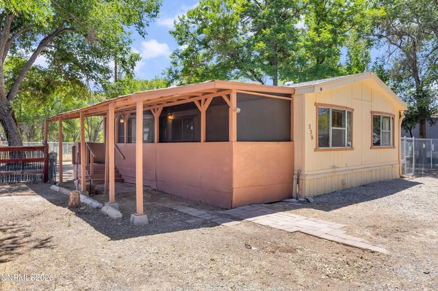 230 E Gepford Pkwy, Sun Valley, NV 89433