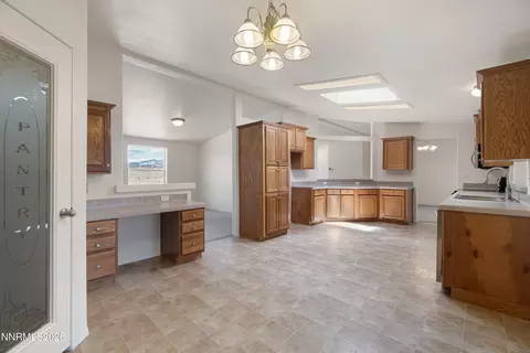 Kitchen - 4680 Boyer Ln, Stagecoach, NV 89429 photo 3 of 4