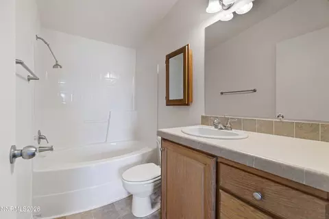 Bath - 4680 Boyer Ln, Stagecoach, NV 89429 photo 3 of 3