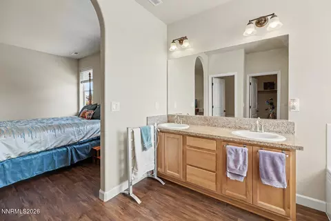 Bath - 1372 Onda Verde Dr, Fallon, NV 89406 photo 2 of 3