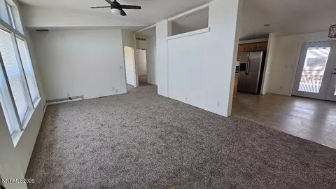 58 Venturacci Ln, Fallon, NV 89406 photo 2