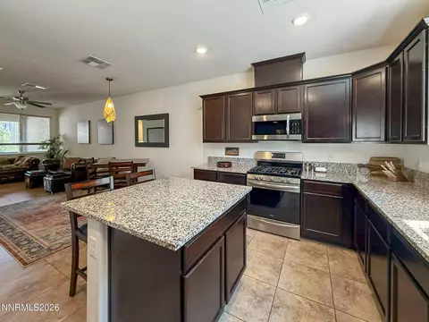 2994 Silver River Ln, Sparks, NV 89431