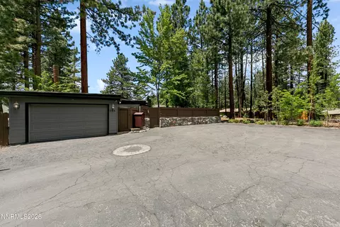 Exterior - 175 Juniper Dr, Stateline, NV 89449 photo 18 of 21