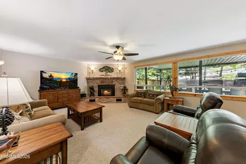 Living - 175 Juniper Dr, Stateline, NV 89449 photo 4 of 5