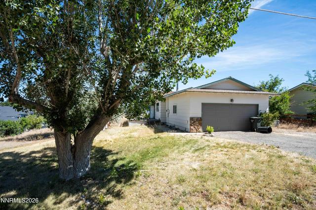 1442 Topaz Ln, Gardnerville, NV 89460