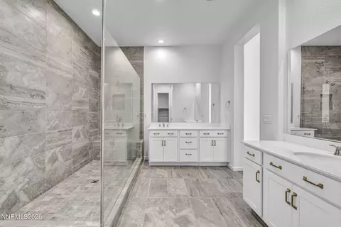 Bath - 9505 Baldacci Ct, Reno, NV 89521 photo 1 of 7