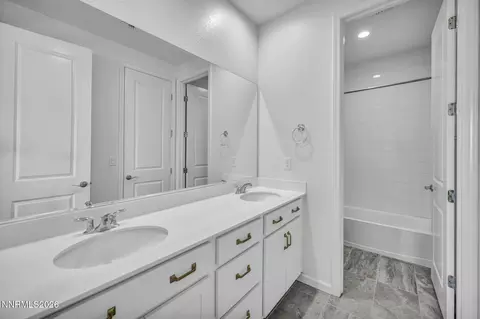 Bath - 9505 Baldacci Ct, Reno, NV 89521 photo 5 of 7