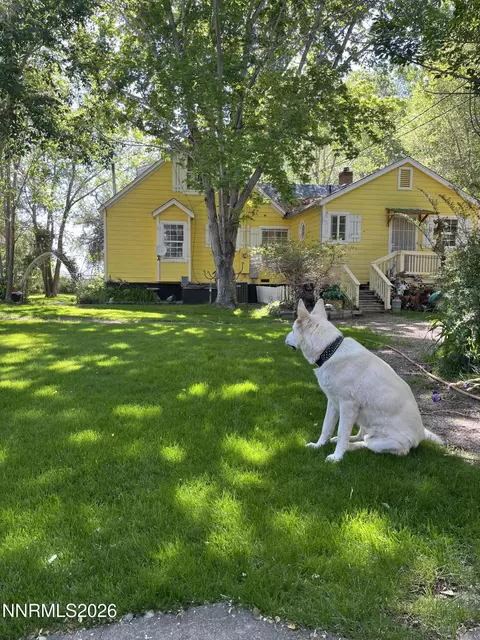 834 W Bridge St, Yerington, NV 89447