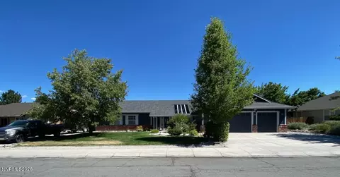 1010 Silveranch Dr, Gardnerville, NV 89460