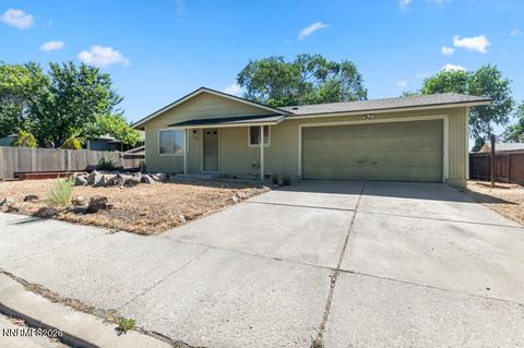 1029 Siskiyou Dr, Carson City, NV 89701