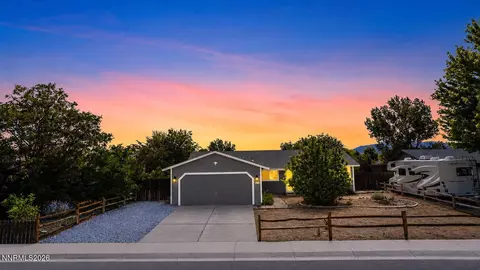 542 Yellow Jacket Rd, Dayton, NV 89403