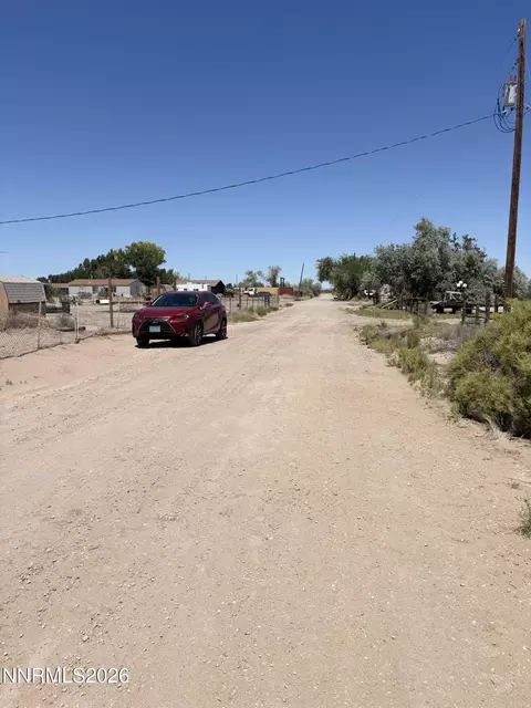 781 Sage Ln, Fallon, NV 89406 photo 2