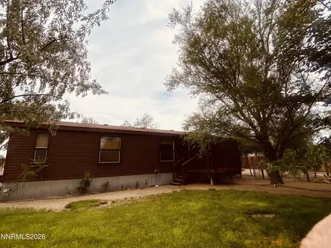 1351 W Spruce St, Silver Springs, NV 89429