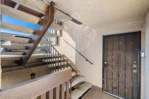 111 Vista Rafael Pkwy, Reno, NV 89503