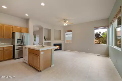 9658 Thunder Mountain Way, Reno, NV 89521 photo 12