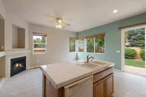 9658 Thunder Mountain Way, Reno, NV 89521 photo 11