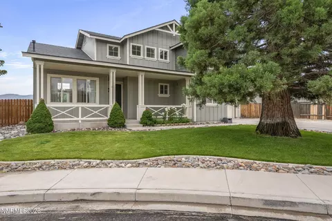 2811 Hawks View Ct, Sparks, NV 89436
