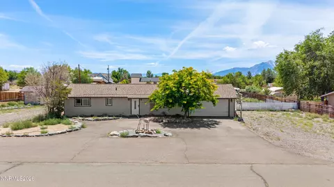 1267 Esther Way, Minden, NV 89423