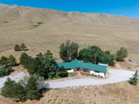 905 Thoroughbred Cir, Reno, NV 89508