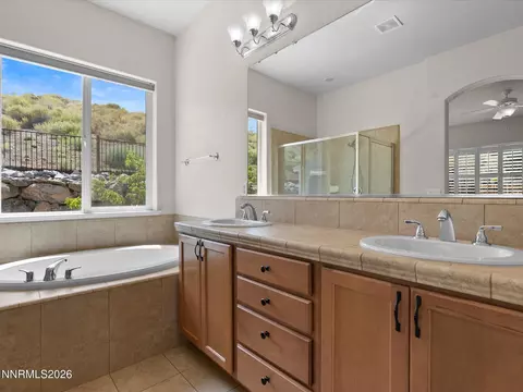 10330 Cavalry Cir, Reno, NV 89521 photo 31