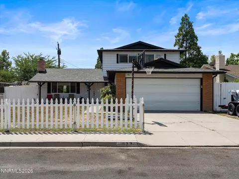 623 Abbay Way, Sparks, NV 89431
