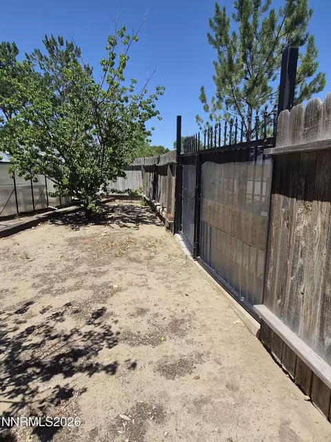 Exterior - 2618 Rice Rd, Fallon, NV 89406 photo 7 of 11