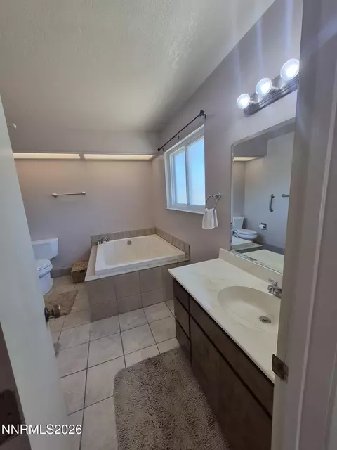 Bath - 2618 Rice Rd, Fallon, NV 89406 photo 4 of 4