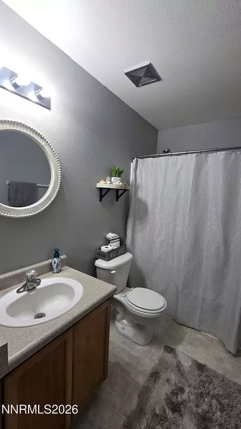 Bath - 7690 E Key Largo Ct, Reno, NV 89506 photo 1 of 5