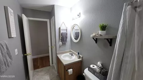 Bath - 7690 E Key Largo Ct, Reno, NV 89506 photo 3 of 5
